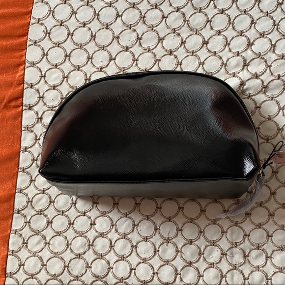 Victoria’s Secret Glam Bag - Picture 3 of 6